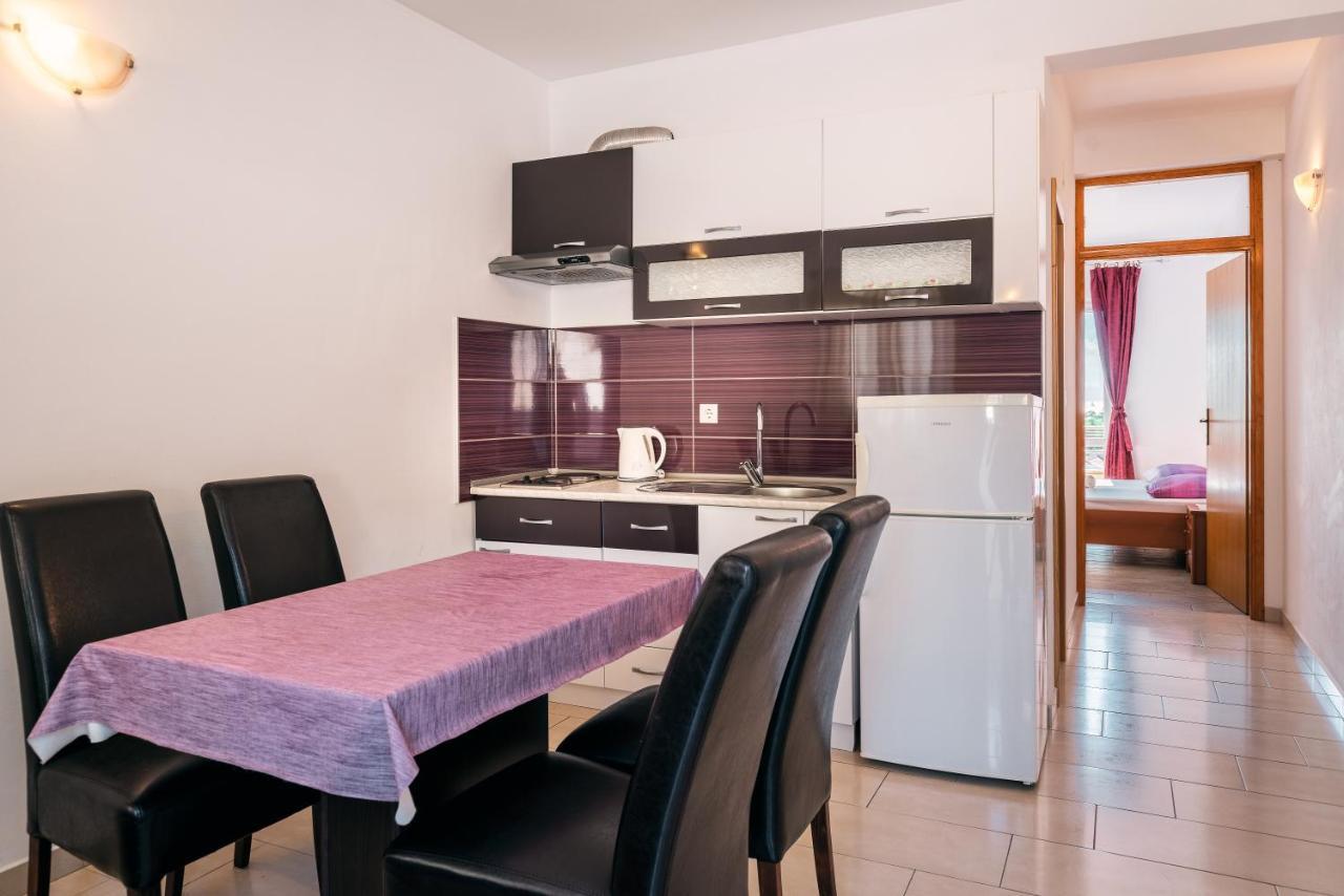 Apartments Pitarevic Saplunara Exterior photo