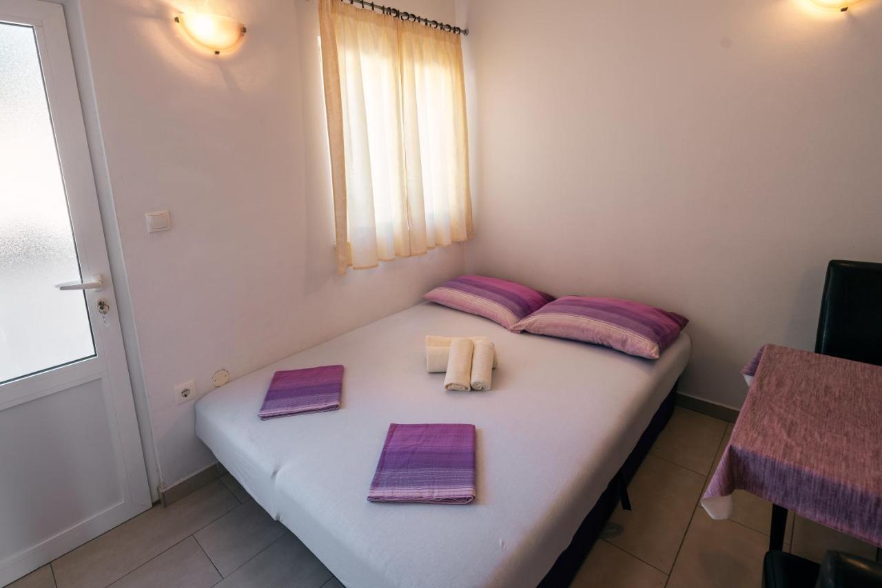 Apartments Pitarevic Saplunara Exterior photo